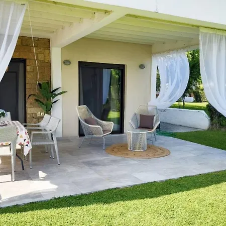Tatil Evi Anemi 50m From The Sea