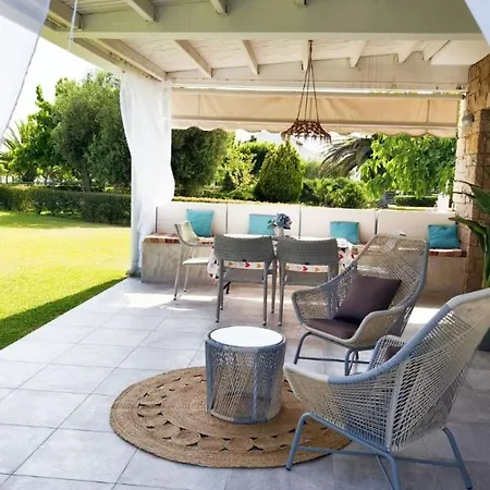 Anemi 50m From The Sea Case de vacanță *