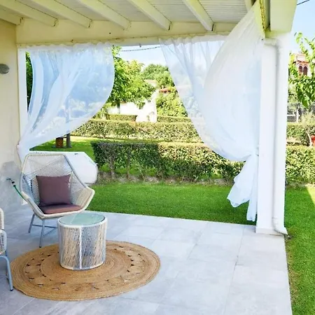 Holiday home Anemi 50m From The Sea Nea Skioni